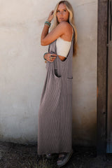 Ample overalls with adjustable straps *