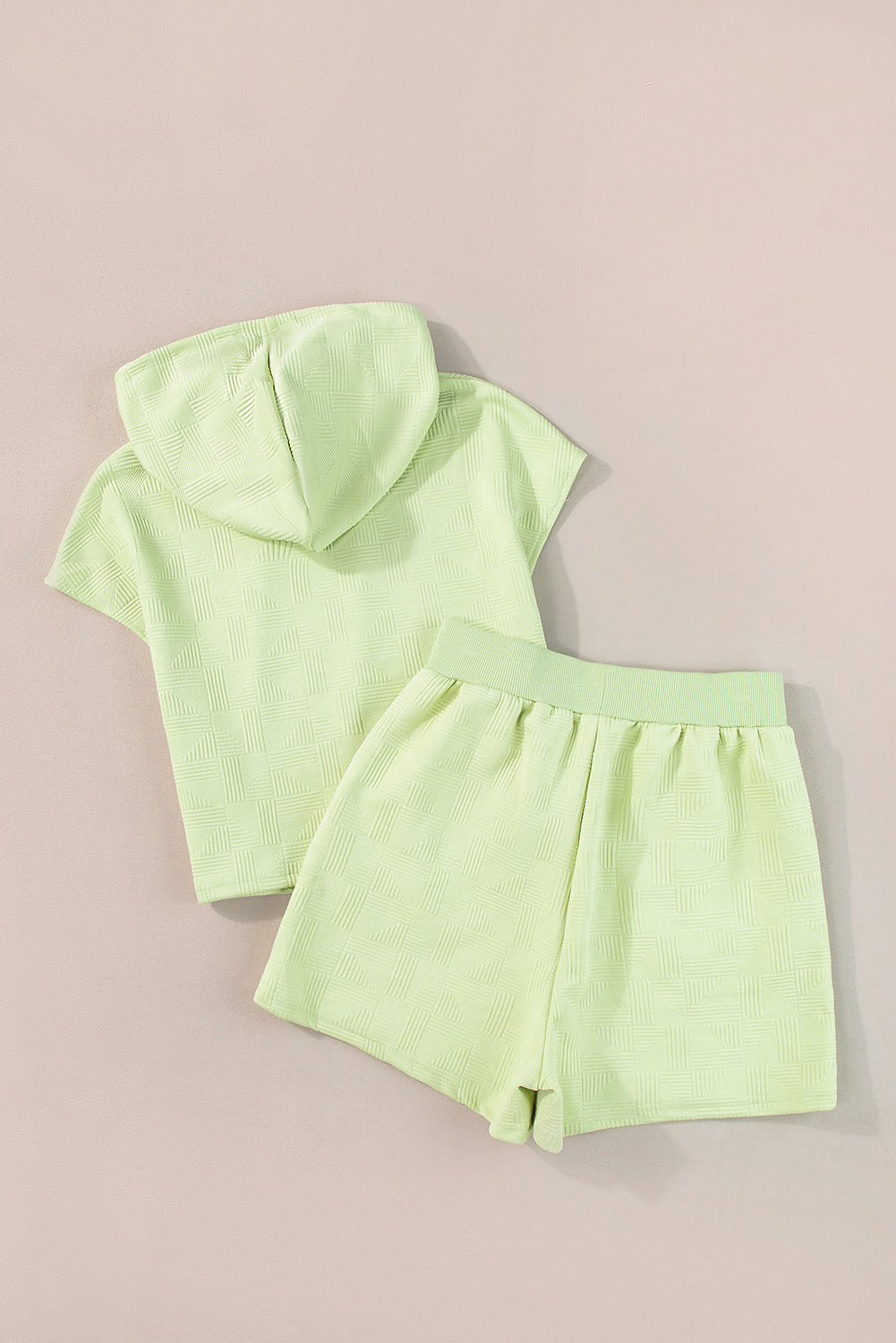 Meadow Mist Green Textured Cropped Hoodie e Shorts Set