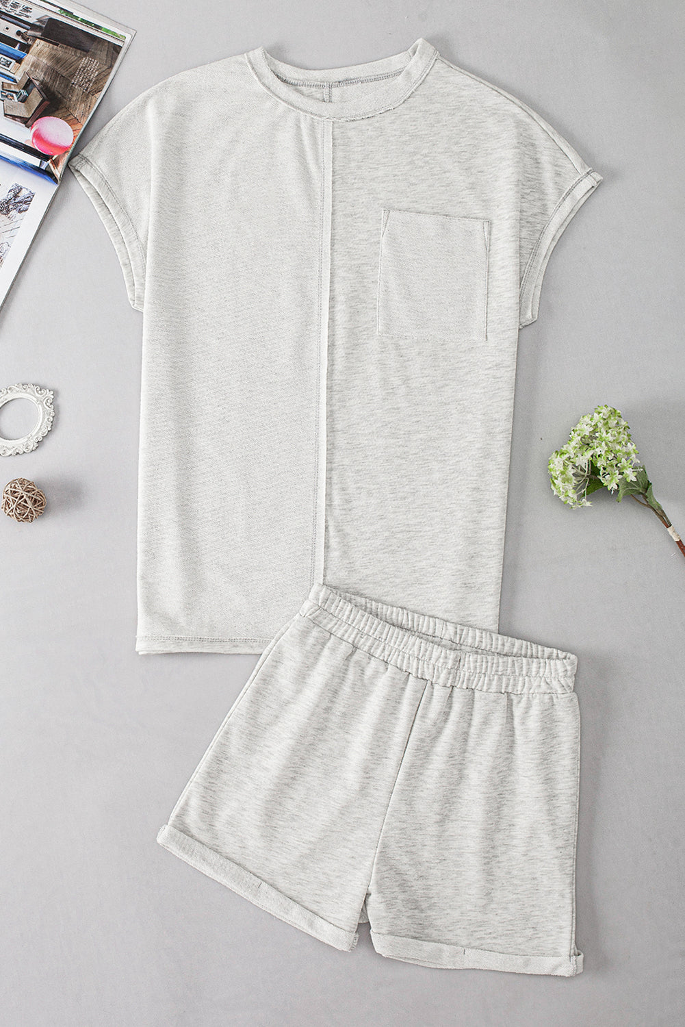 Ensemble t-shirt et short kaki color block avec poche poitrine et coutures apparentes-A WOMAN WE LOVE
