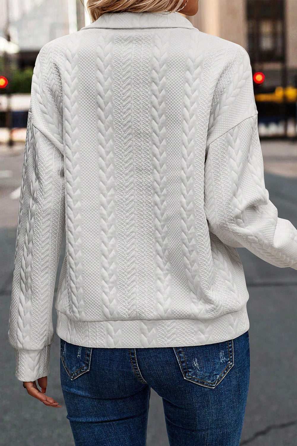 Sudadera texturizada con cable blanco con cremallera