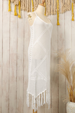 Robe de plage blanche à pompons et nœud croisé dans le dos