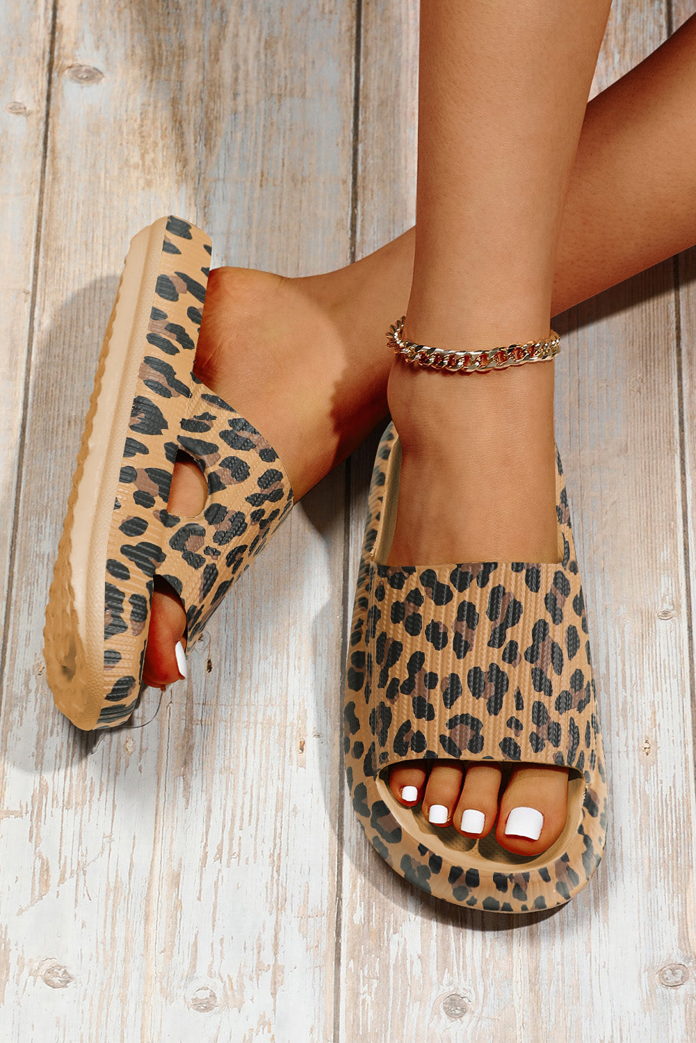 Leopardo Impresión espesa Slip en zapatillas