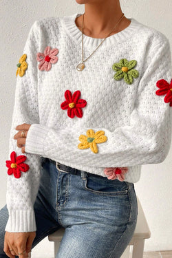 Pull en tricot texturé avec appliques de fleurs colorées blanches