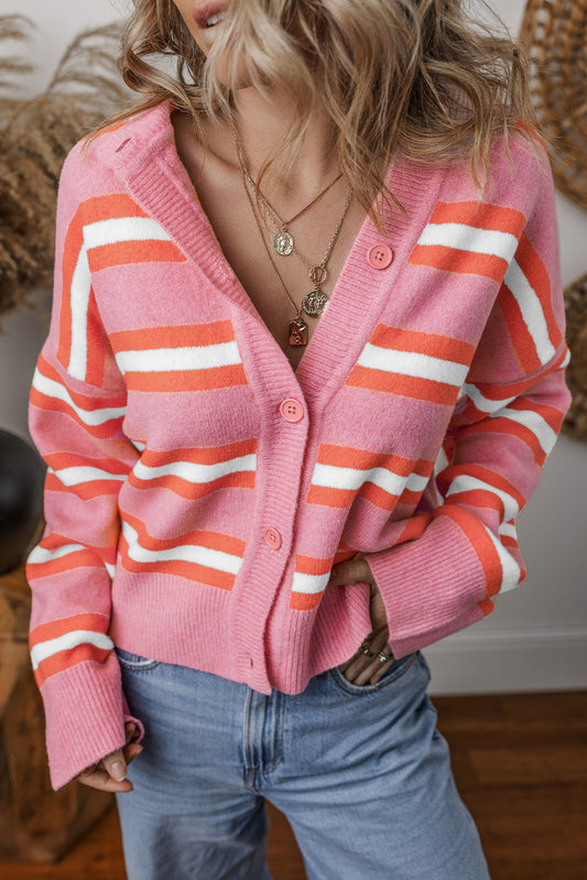 Pull cardigan rose à rayures et boutons à épaules tombantes