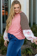 Haut grande taille rose à manches raglan patchwork carreaux et paisley