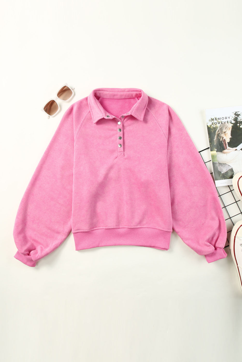 Floated pink sweatshirt with pimples and lantern sleeves
