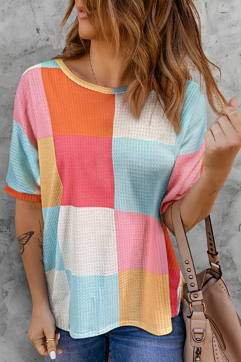 Light blue embossed T-shirt light blue color block