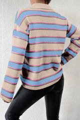 Pull ample à col en V et épaules tombantes à rayures abricot