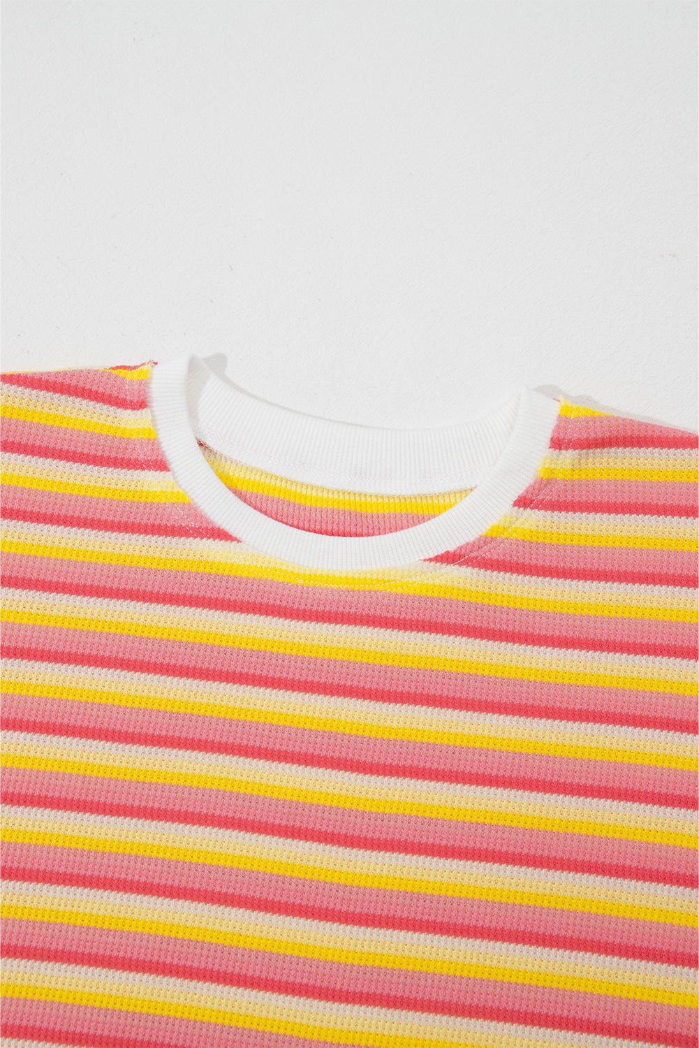 Stripe amarillo Rainbow Tee Tasseled String de pierna ancha Pantalones Set