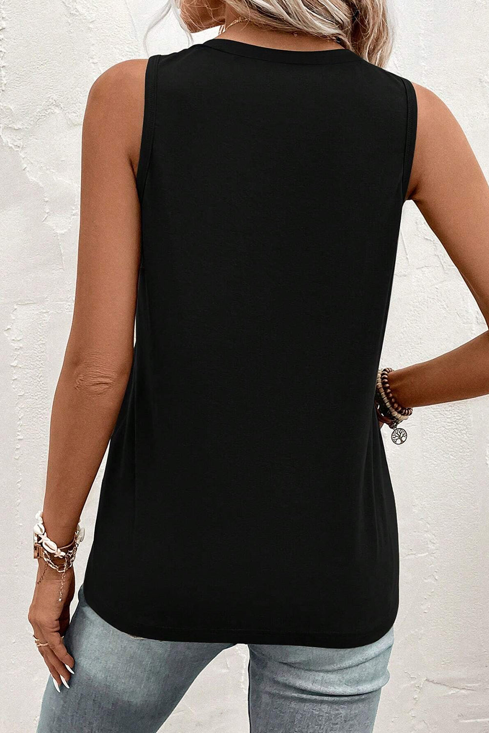 Débardeur noir à demi-bouton *-A WOMAN WE LOVE