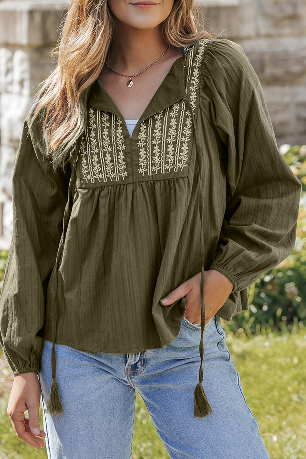 Blouse ample plissée à col-A WOMAN WE LOVE