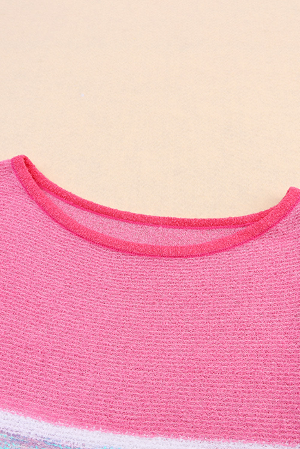 Top a maglia a tre quarti a strisce a strisce di colore rosa