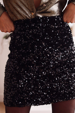 Dressing mini-skirt with black sequins