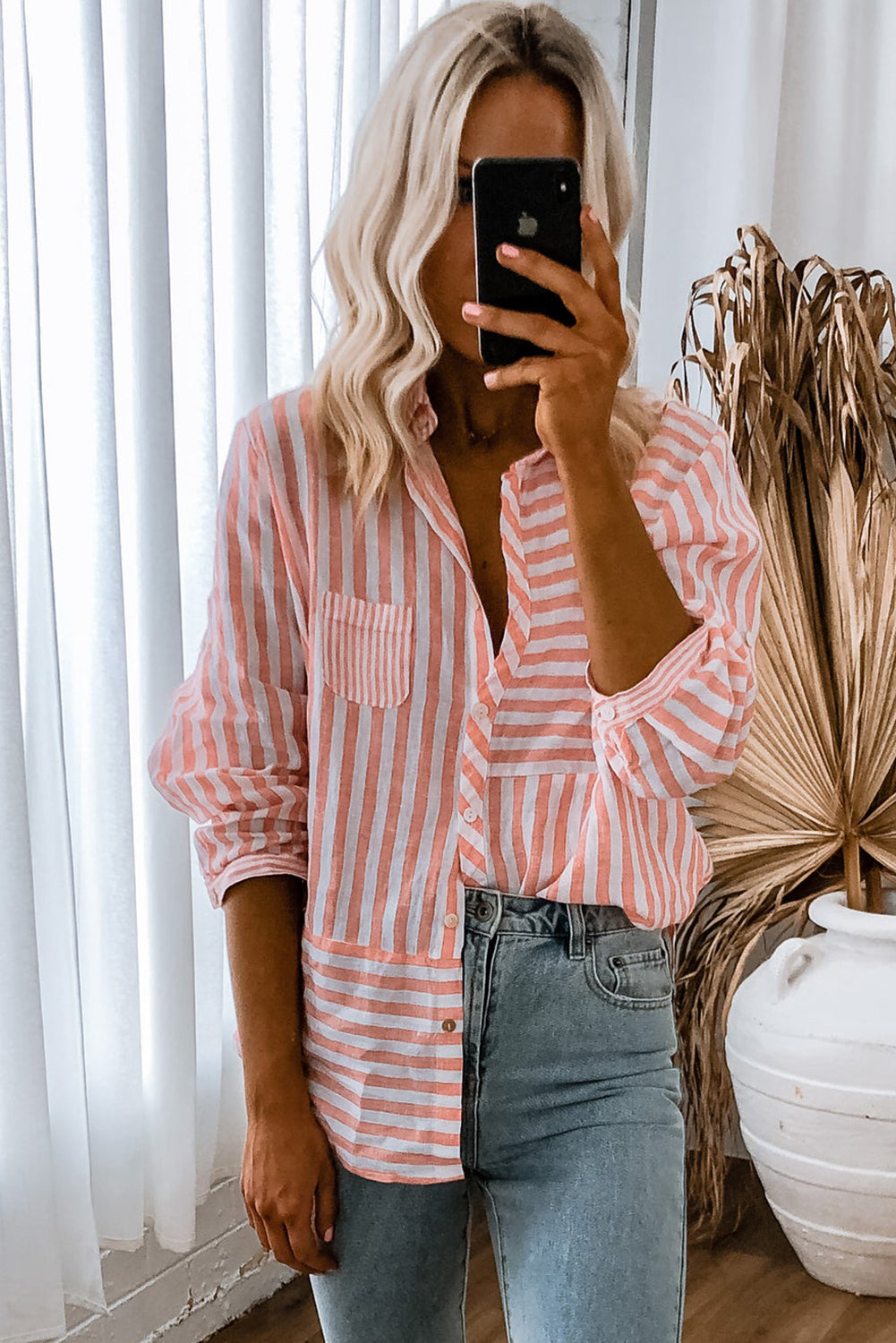Chemise décontractée boutonnée à manches longues et à rayures roses-A WOMAN WE LOVE