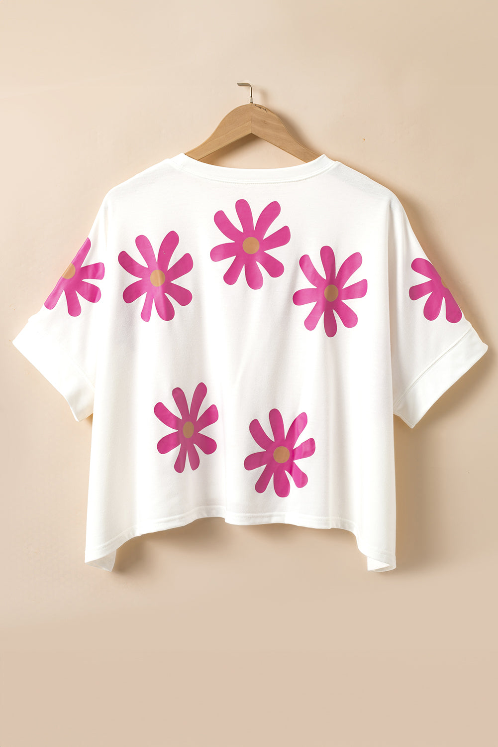 T-shirt décontracté imprimé de fleurs blanches imprimées