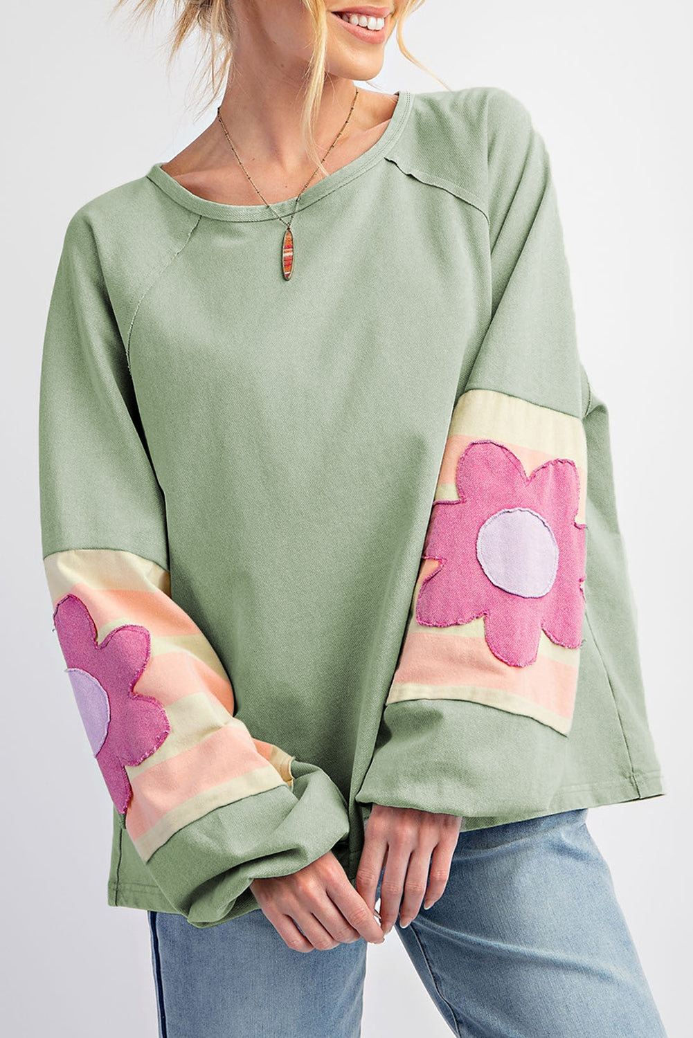 Smoke Green Flower Patchwork Raglan Sleeve SEAM SEAM TOVERSIDED TOP