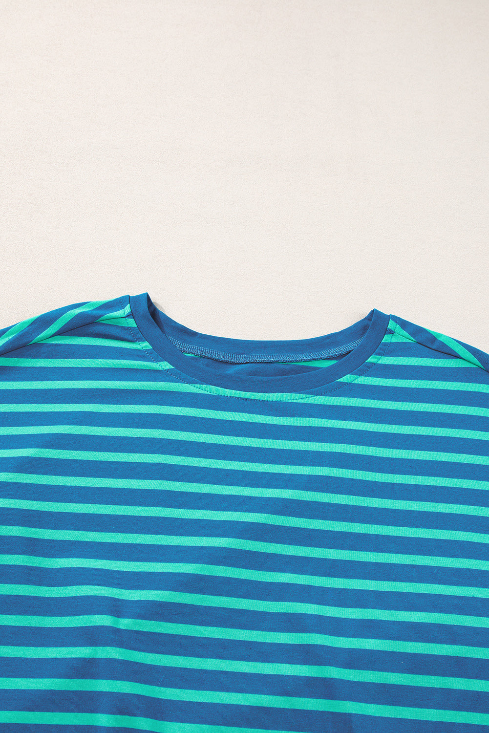 Camiseta y bloque de color de mosaico de rayas azules