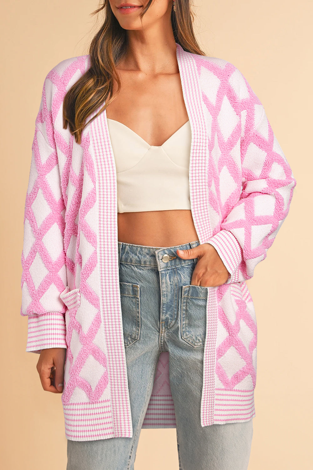 Cardigans en tricot à motif losange rose, ouverts sur le devant, avec poches-A WOMAN WE LOVE