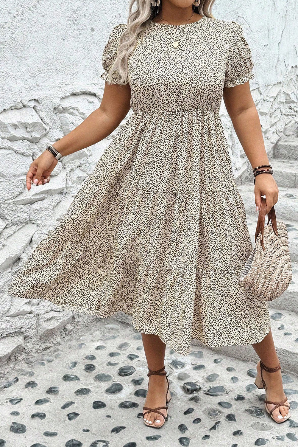 Robe évasée à manches courtes de grande taille *