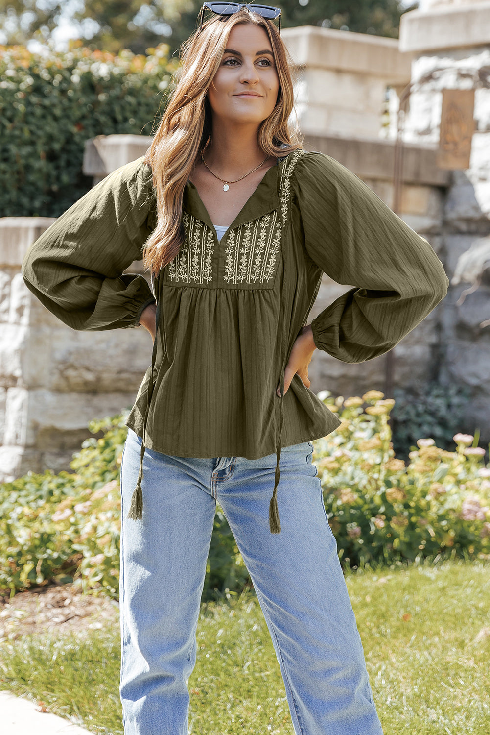 Blouse ample plissée à col-A WOMAN WE LOVE