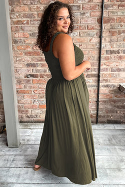 Long Green Green Dress with Gathered Gathered Bust, Large Size