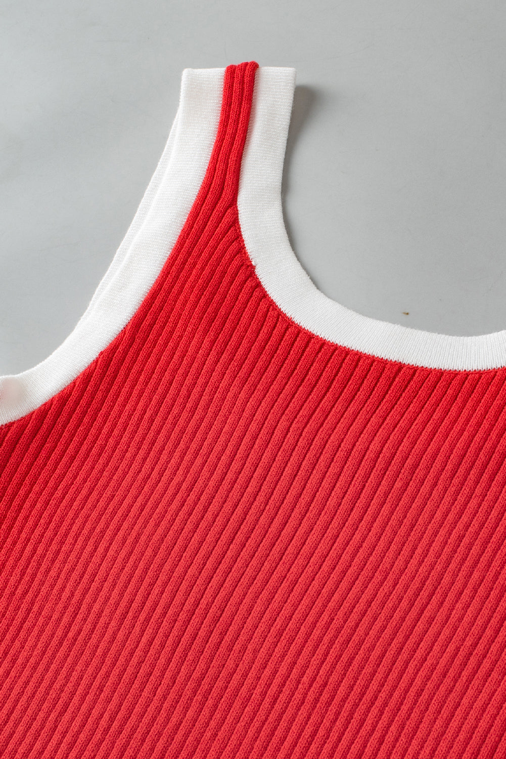 Débardeur à col en U en tricot côtelé *-A WOMAN WE LOVE