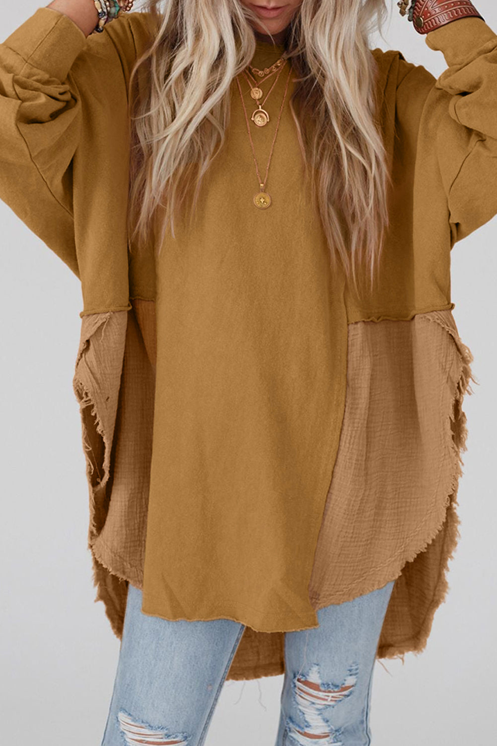 Blouse surdimensionnée haute et basse à ourlet brut et épissure froissée camel-A WOMAN WE LOVE