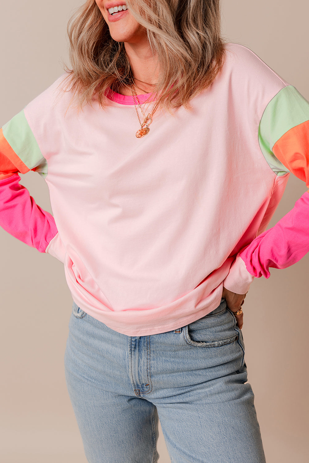 Top sciolto a manica lunga colorblock rosa