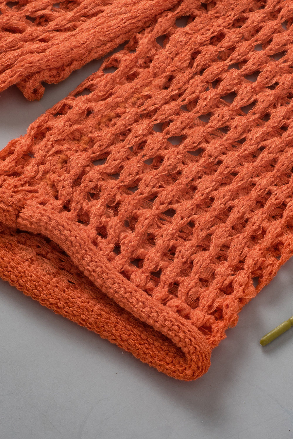 Sweater de túnica de manga de campana de crochet de punto de punto abierto de color naranja