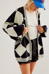 Cardigan ample boutonné noir à épaules tombantes et color block-A WOMAN WE LOVE