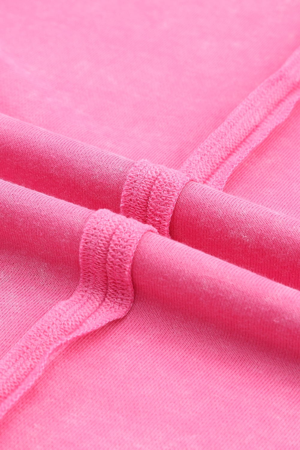 Sudadera de borde crudo alto costado de rosa expuesto