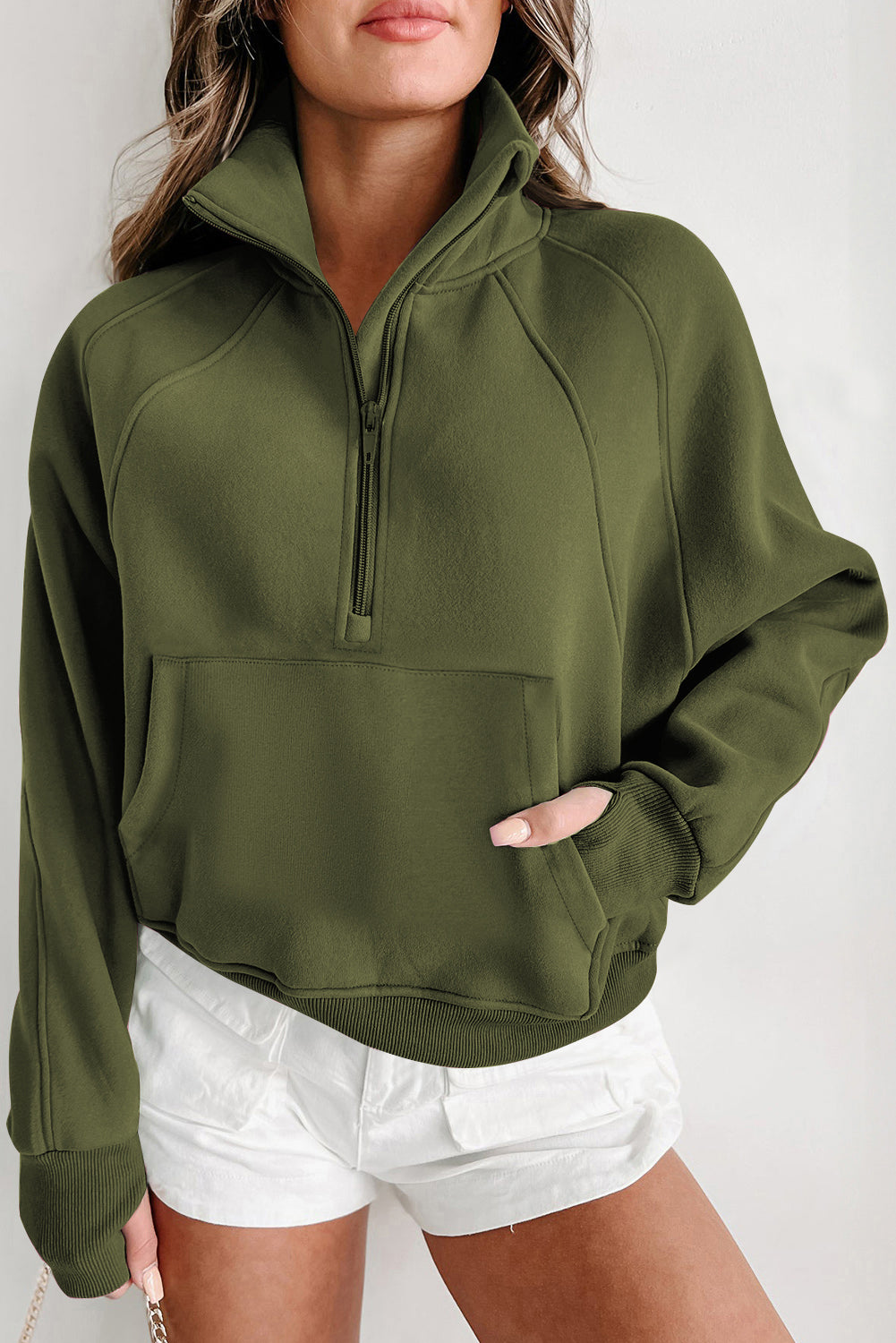 Green sleeve sweatshirt *