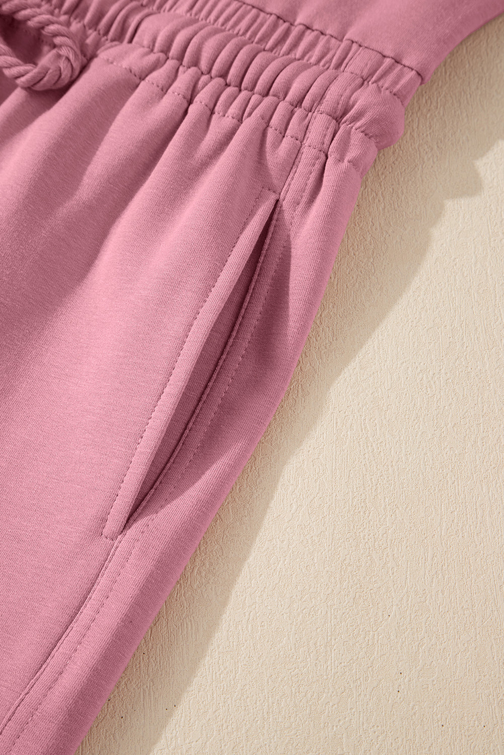 Elastic -size sleeveless combination *