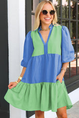 Robe droite bleu foncé couleur block à volants *