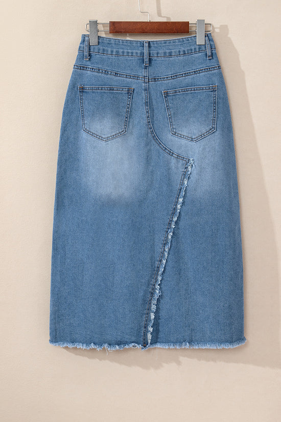 Jupe midi asymétrique en denim fendue effilochée bleu clair