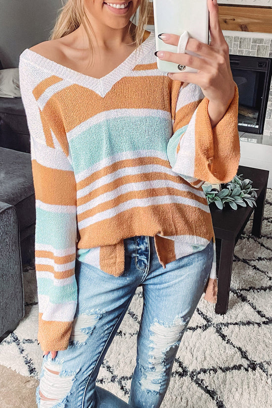 Fended sleeve sweater and multicolored color block stripes