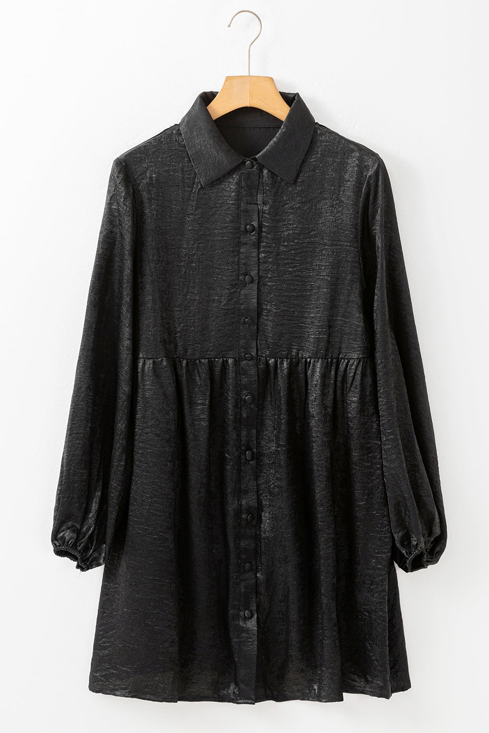 Mini-Robe Black buttoned shirt with puffy sleeves and metallic reflections