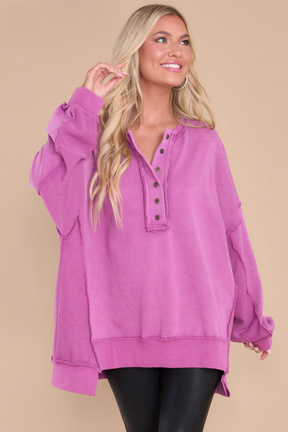 Sweat-shirt Henley violet surdimensionné à coutures apparentes