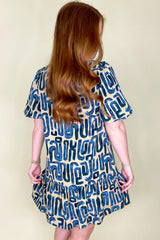 Mini-Robe buttoned bubble sleeve and abstract beige print