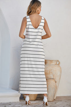 Long dress without sleeve with white striped and back open with slits