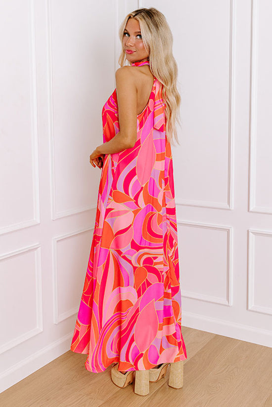 Long -colored sleeveless dress *