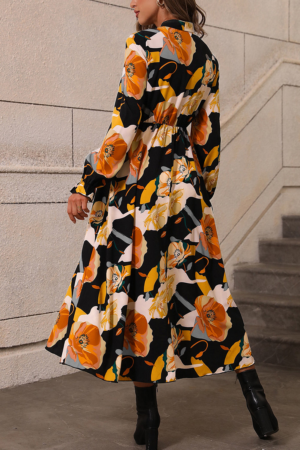 Robe à manches longues à cravate à imprimé floral orange