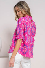 Blouse smockée à manches bouffantes et col volanté à imprimé floral rose-A WOMAN WE LOVE
