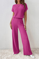 Combinaison côtelée à manches courtes et jambes larges de couleur unie rose rouge-A WOMAN WE LOVE