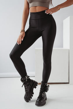 Legging taille haute noir croisé avec contrôle du ventre