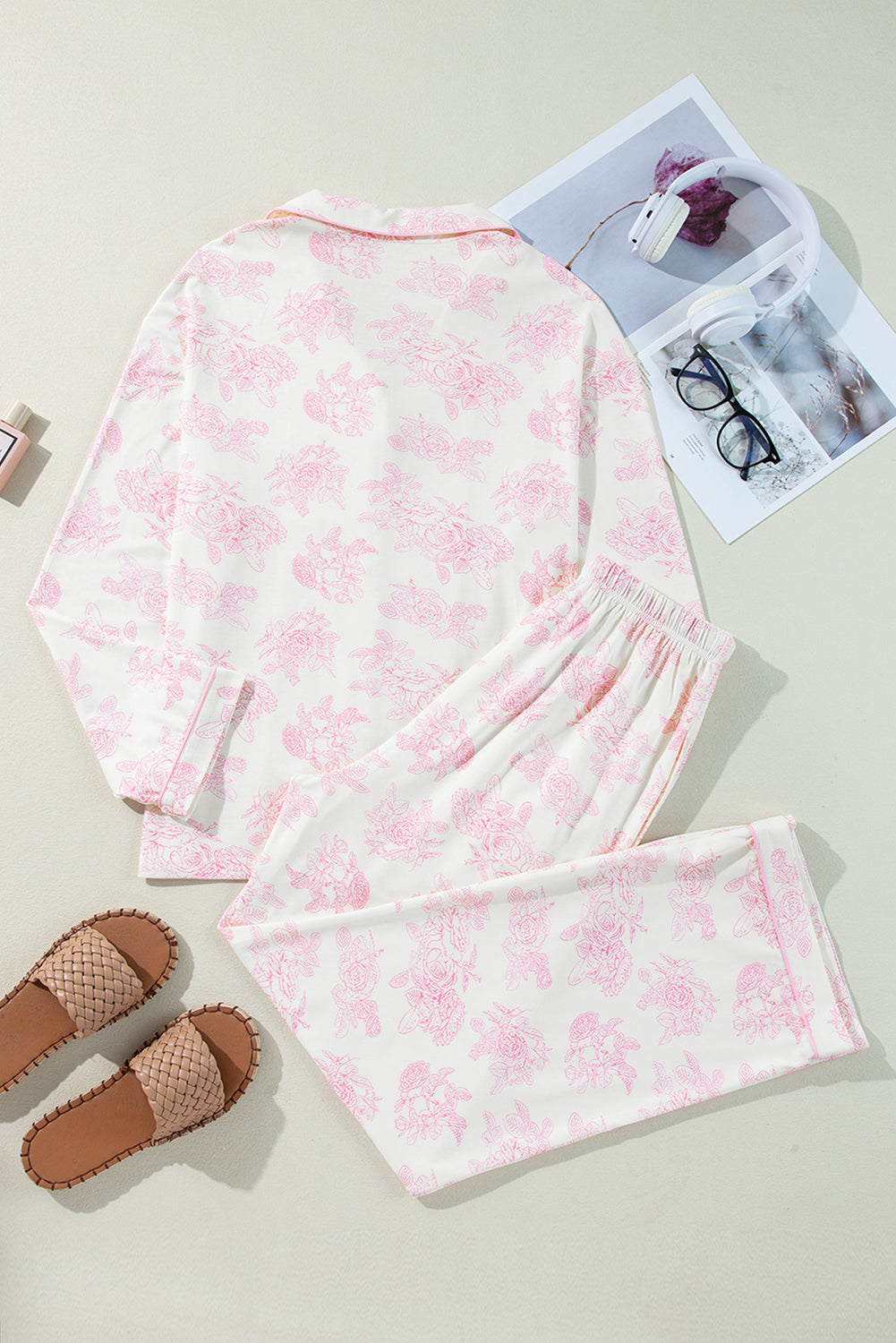 Ensemble pyjama rose à manches longues et pantalon à fleurs-A WOMAN WE LOVE