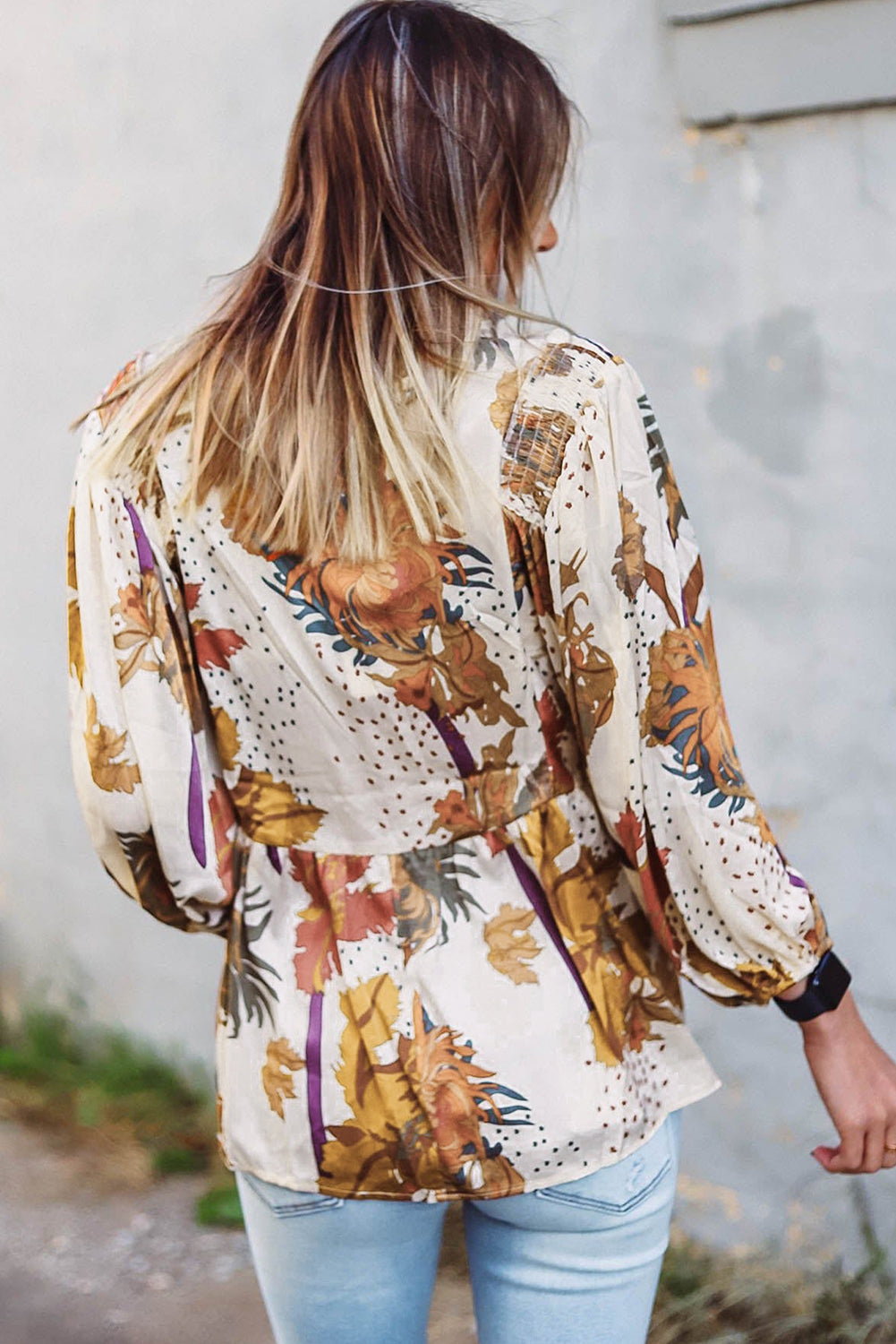 Chemisier babydoll multicolore à imprimé floral et col en V-A WOMAN WE LOVE