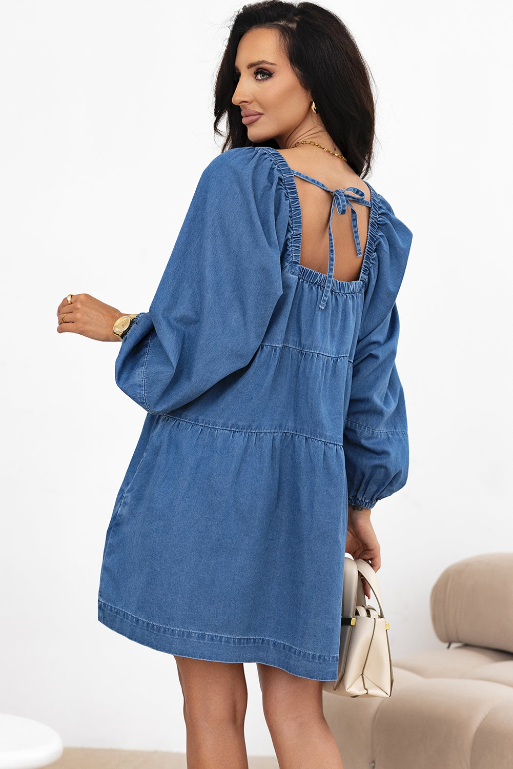 Mini-robe en jean coupe ample à col carré et poches latérales bleu crépuscule