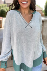 Green Laurel Green Sweet-Shirt and Contrasted edges with visible seams