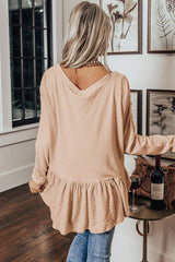 Chemise à volants et col en V boutonnée beige *